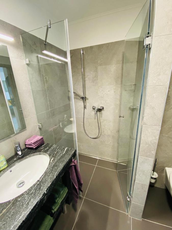 Lotusbluete Appartement In Heviz Mit Tiefgarage Und Panoramaterrasse Eksteriør billede
